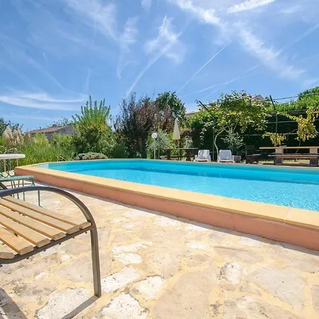 Dom wakacyjny Holiday Homes In Istrien 11475